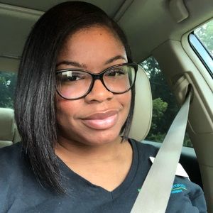 Meet your Posher, Nakisha